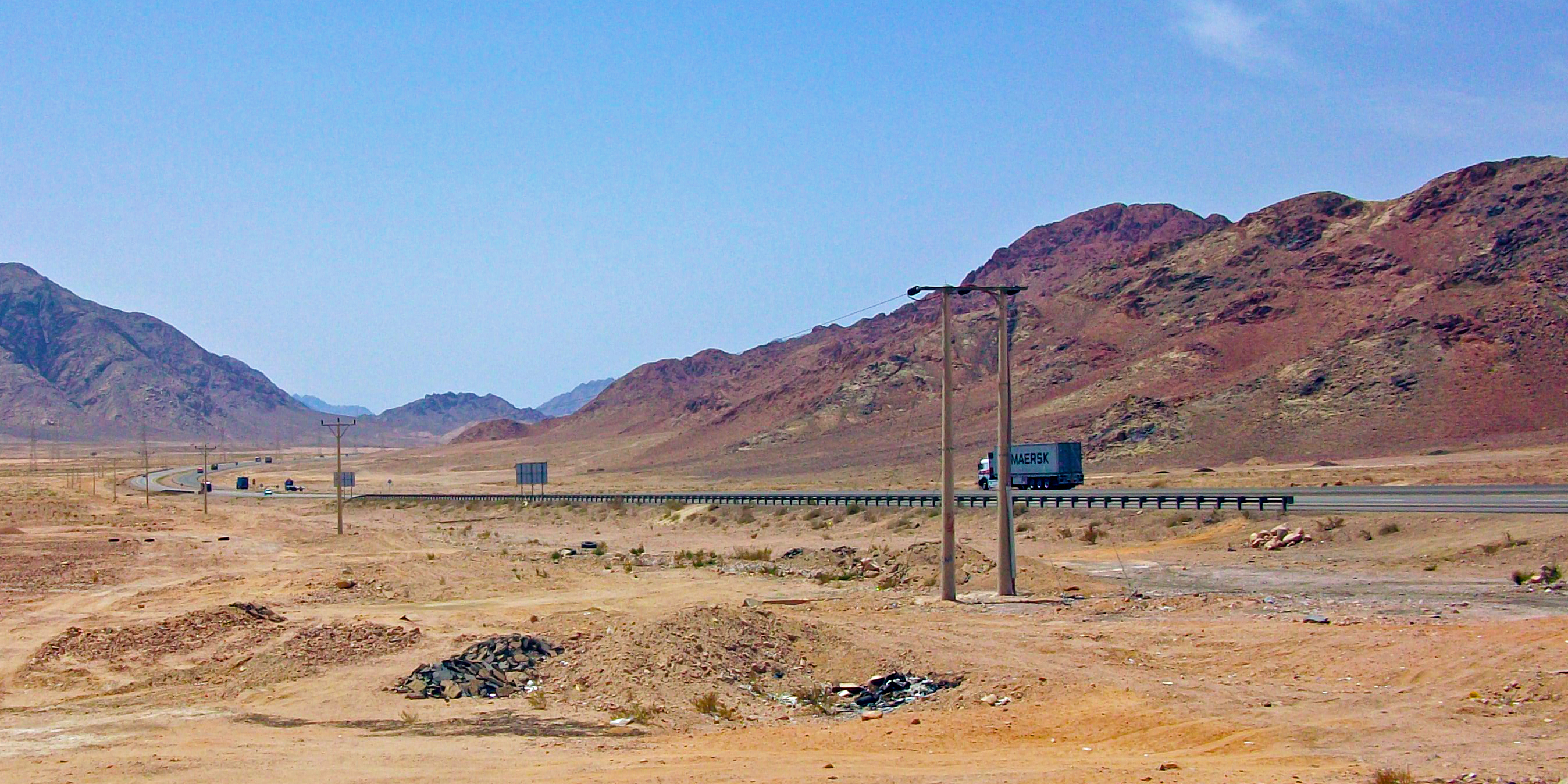 King's Highway op Petra: D'Buergen an d'Schlucht ënnerwee an den Artikel abauen Route Bild
