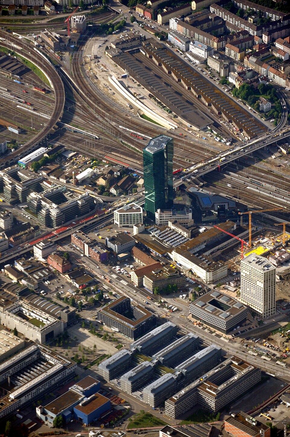 Ɖo Zurich （Zürich）: ƒuta kple ketekedze-gare ate ŋu ana nànya afi si nèle Mɔ ƒe nɔnɔmetata